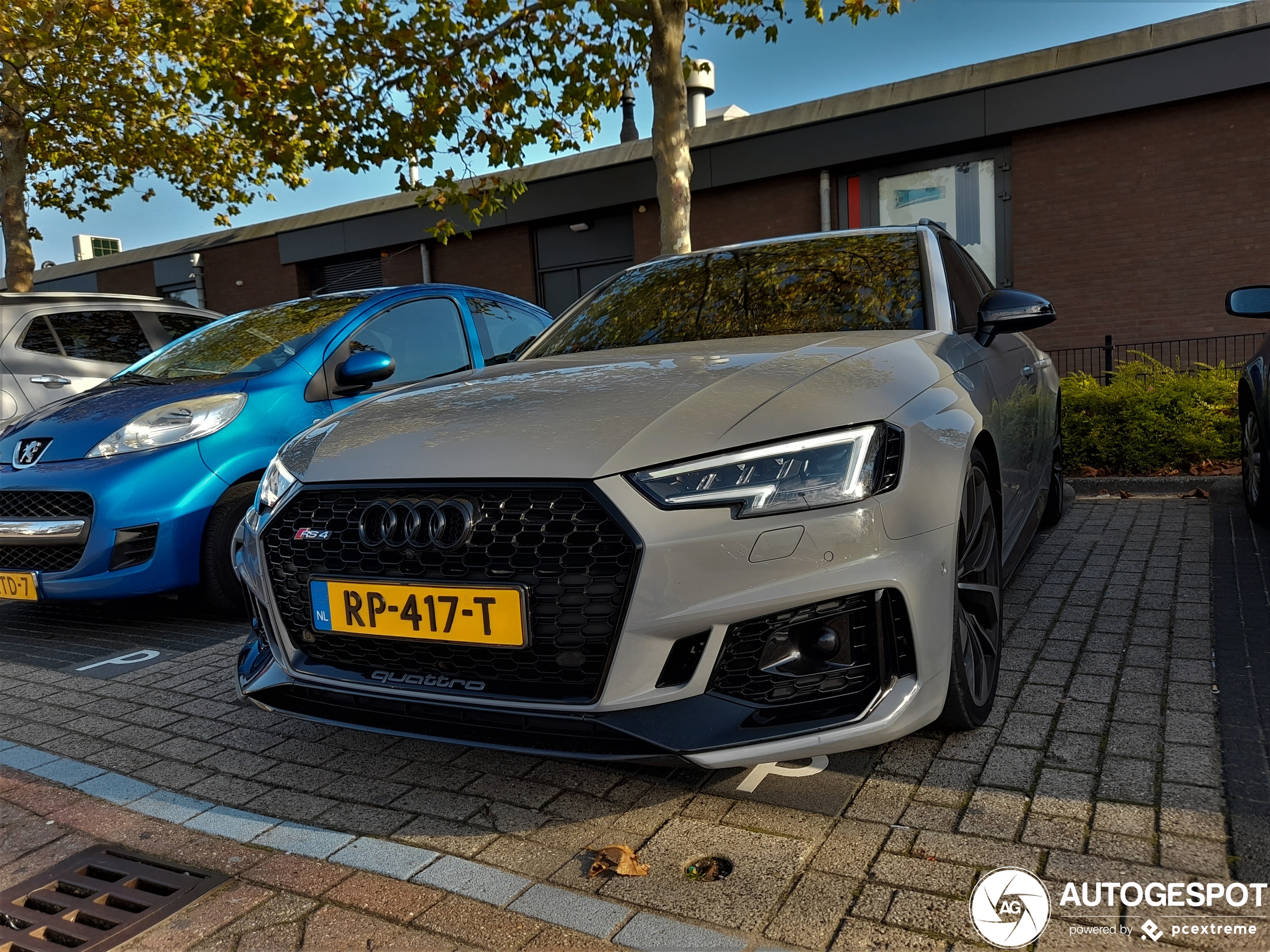 Audi RS4 Avant B9