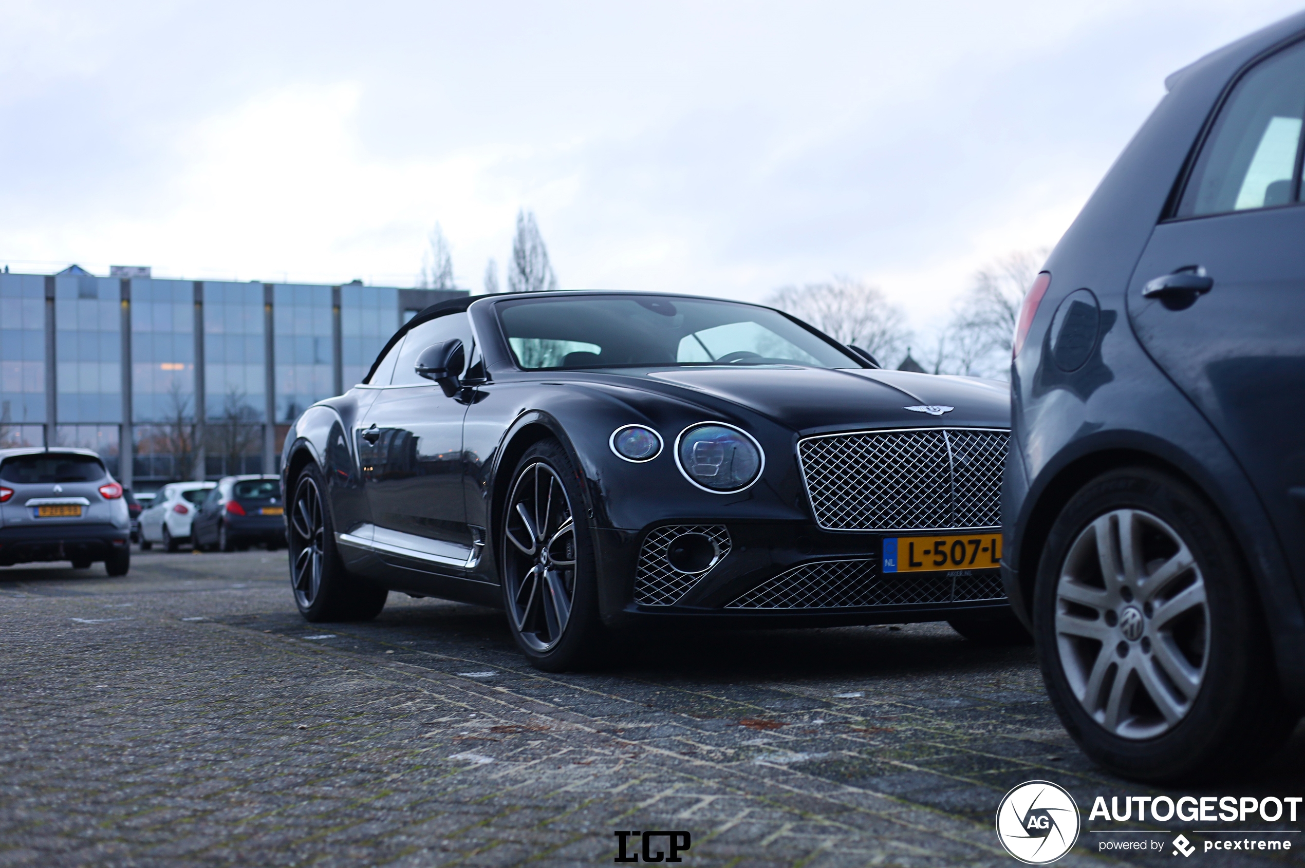 Bentley Continental GTC V8 2020