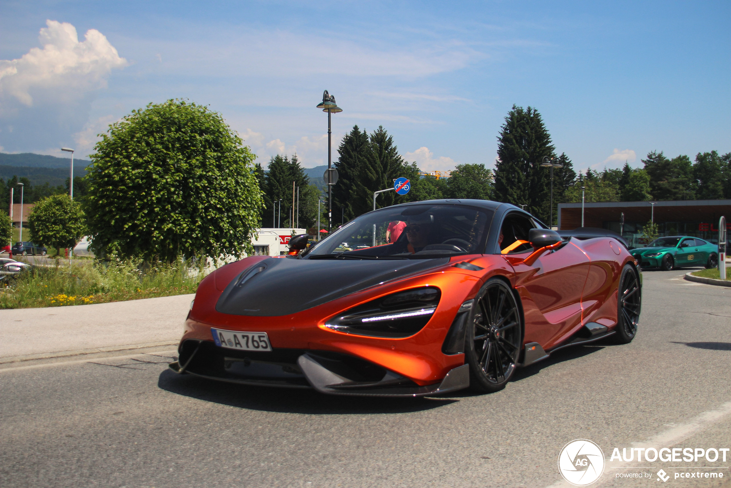 McLaren 765LT Novitec