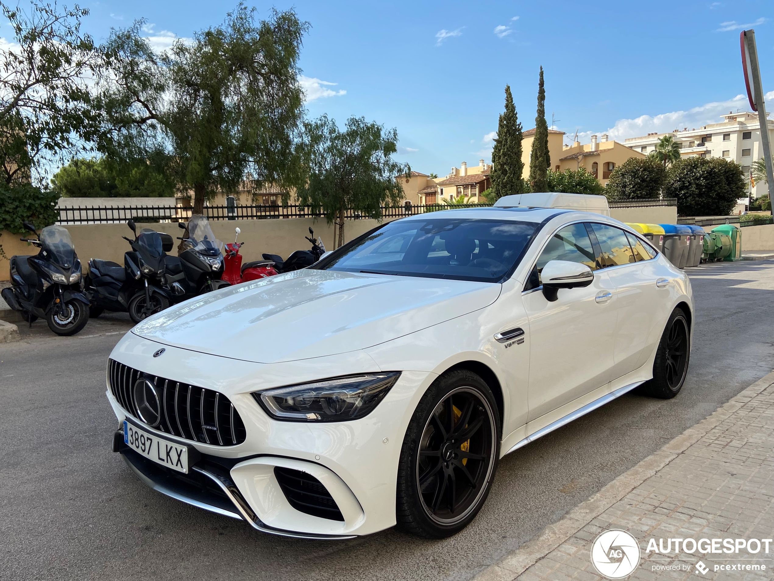 Mercedes-AMG GT 63 S X290