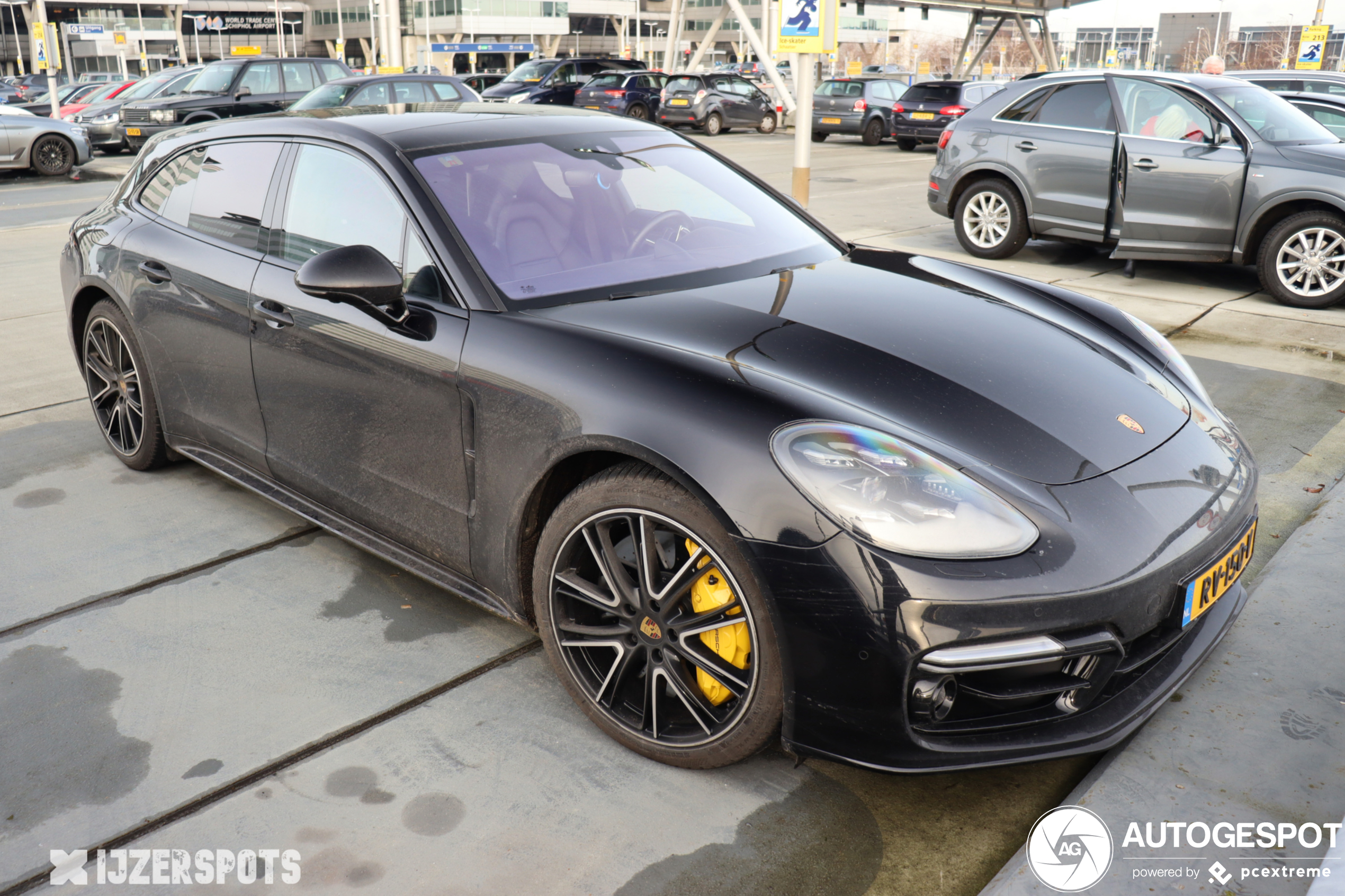 Porsche 971 Panamera Turbo S E-Hybrid Sport Turismo