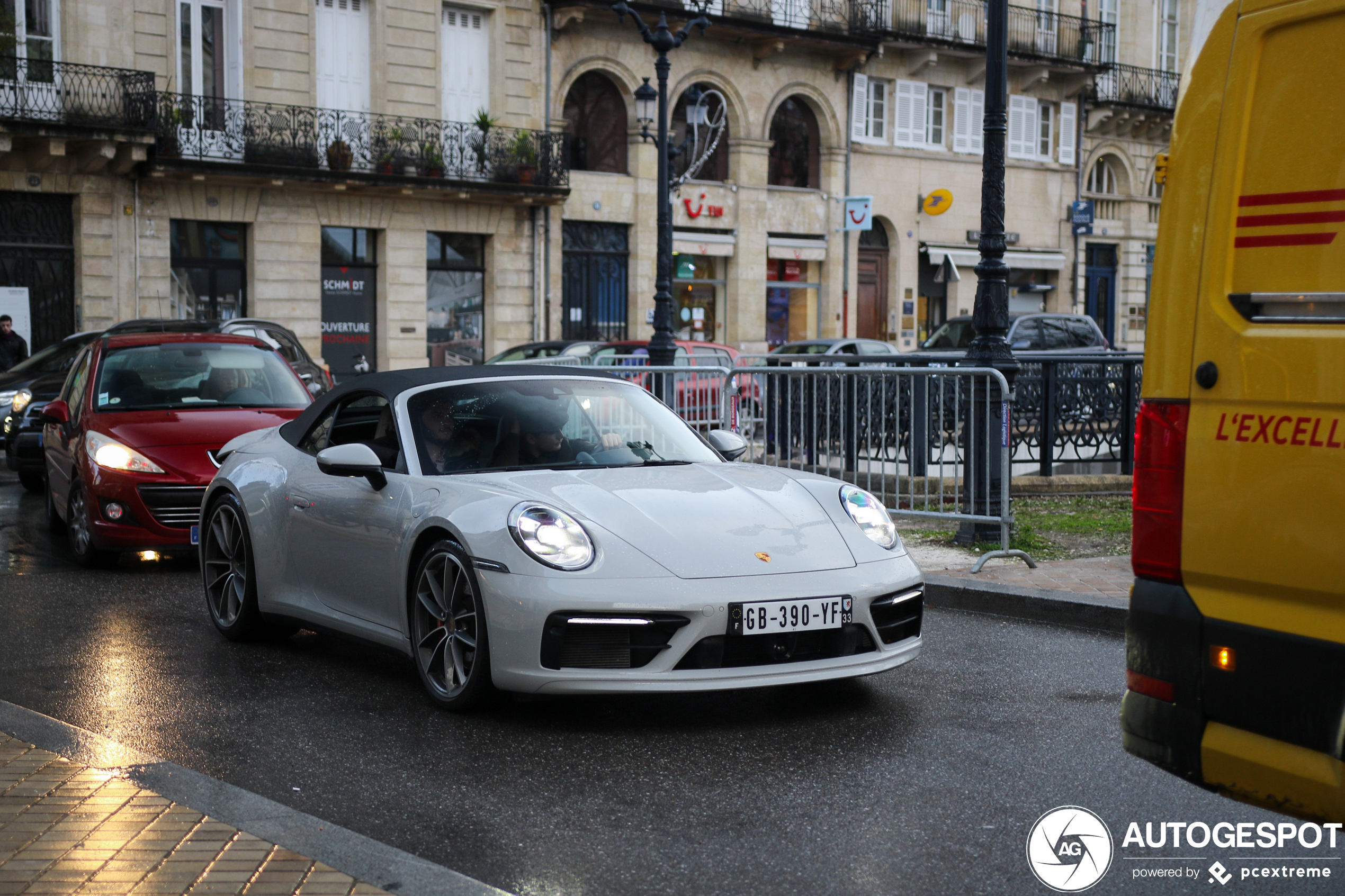 Porsche 992 Carrera 4S Cabriolet