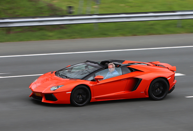 Lamborghini Aventador LP700-4 Roadster