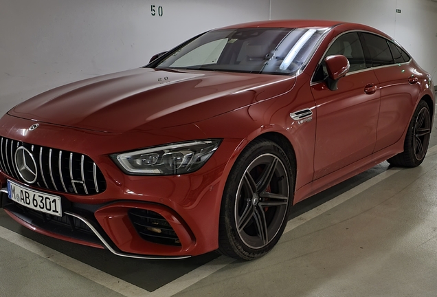 Mercedes-AMG GT 63 X290