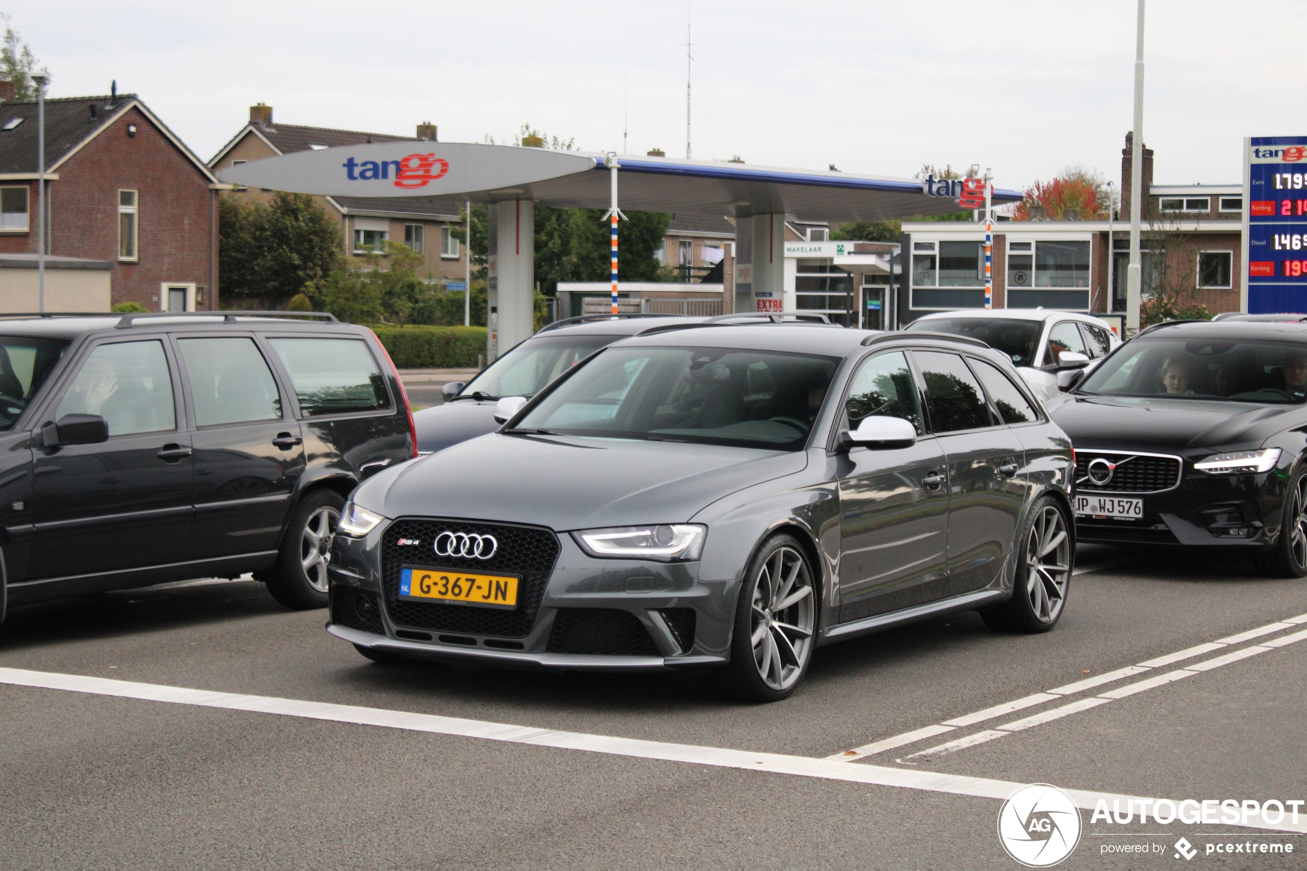 Audi RS4 Avant B8