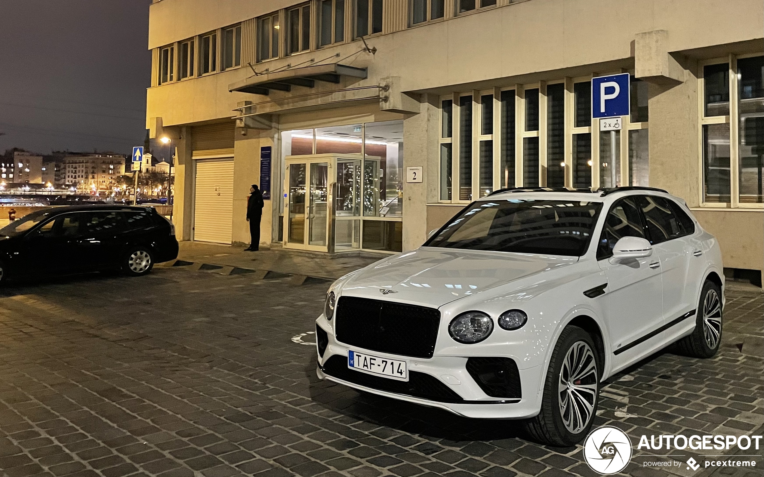 Bentley Bentayga V8 2021 First Edition