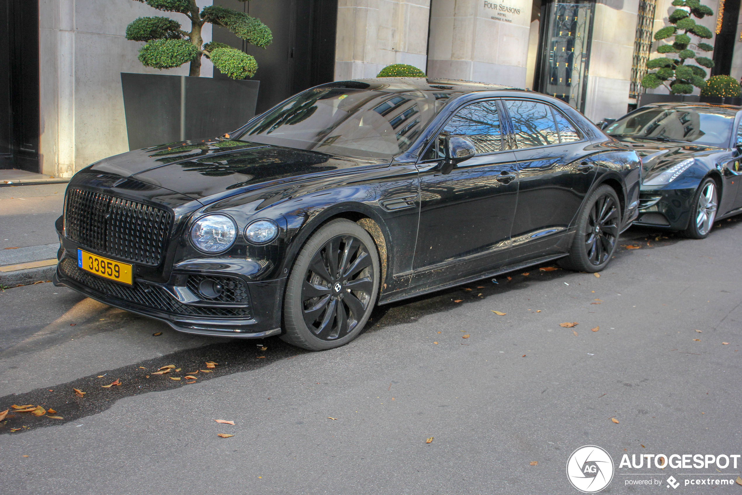 Bentley Flying Spur V8 2021