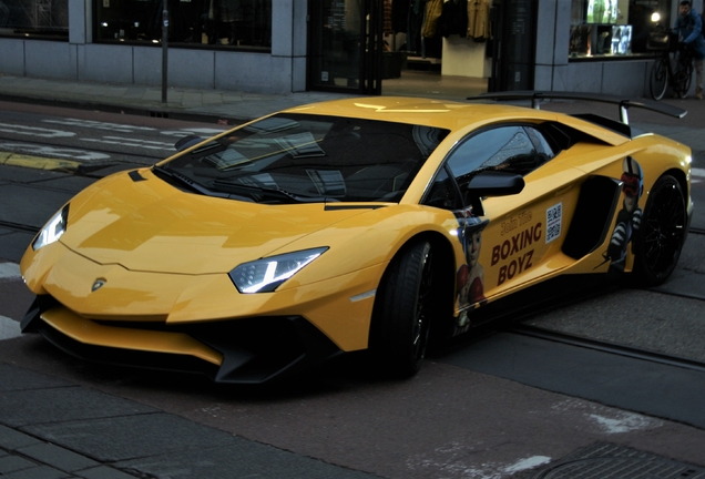 Lamborghini Aventador LP750-4 SuperVeloce