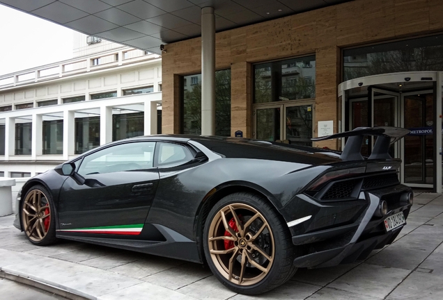 Lamborghini Huracán LP640-4 Performante