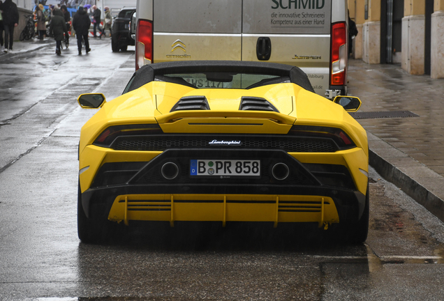 Lamborghini Huracán LP640-4 EVO Spyder