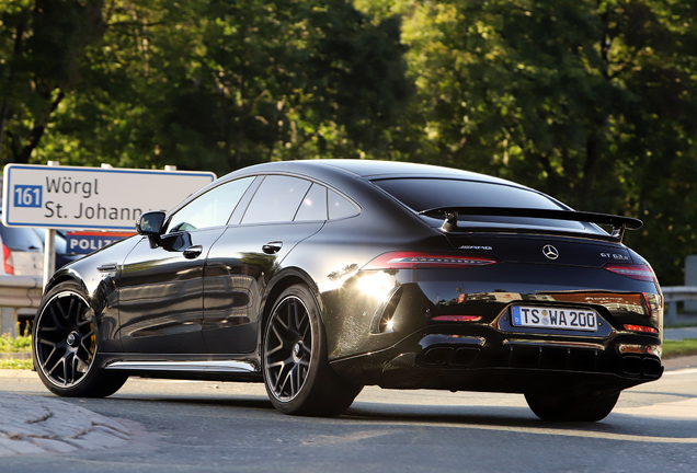 Mercedes-AMG GT 63 S X290