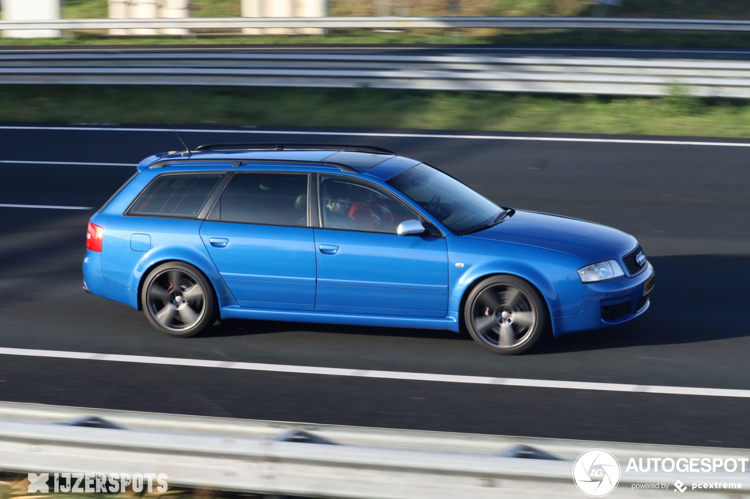 Audi RS6 Plus Avant C5