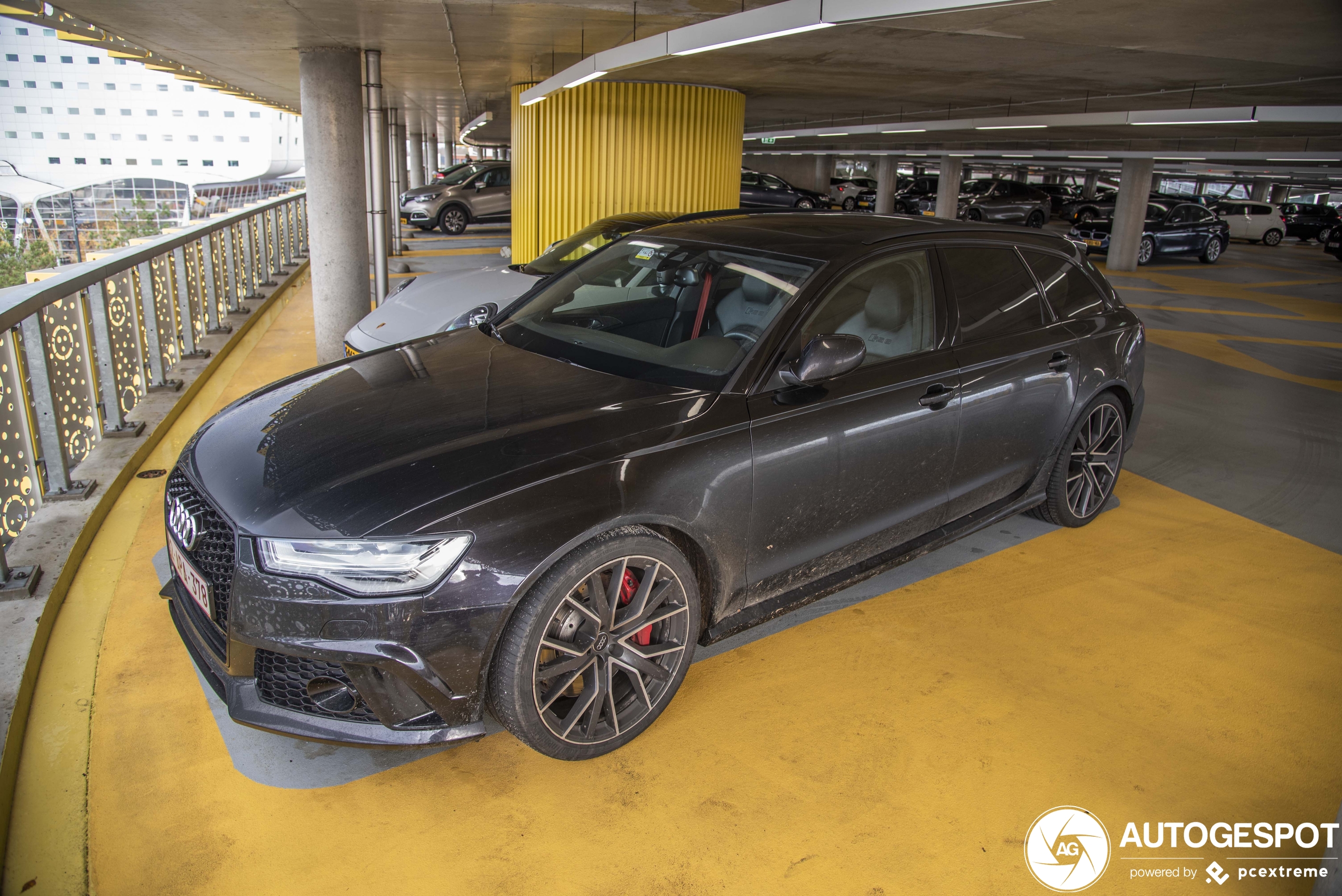 Audi RS6 Avant C7 2015