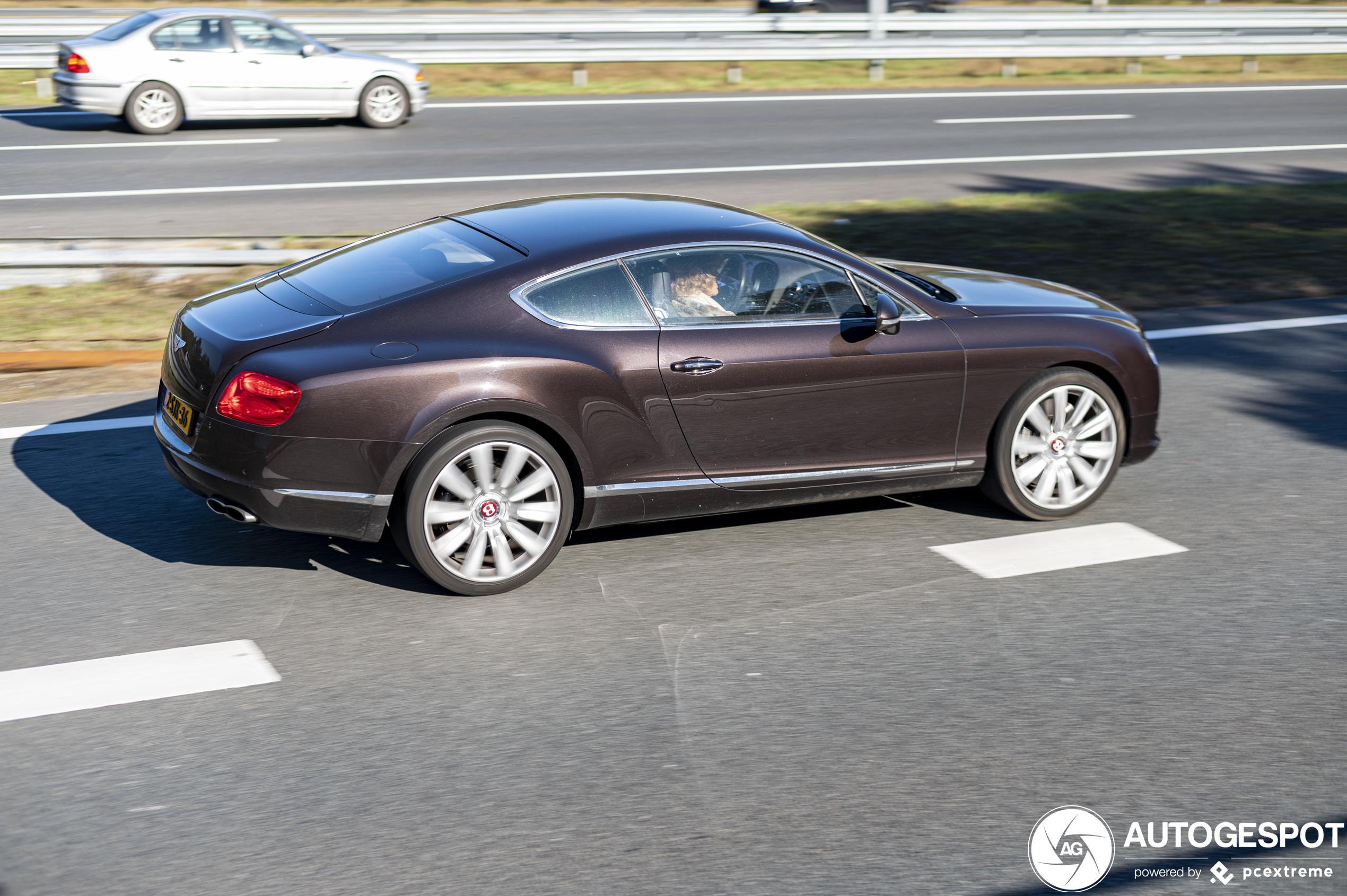 Bentley Continental GT V8