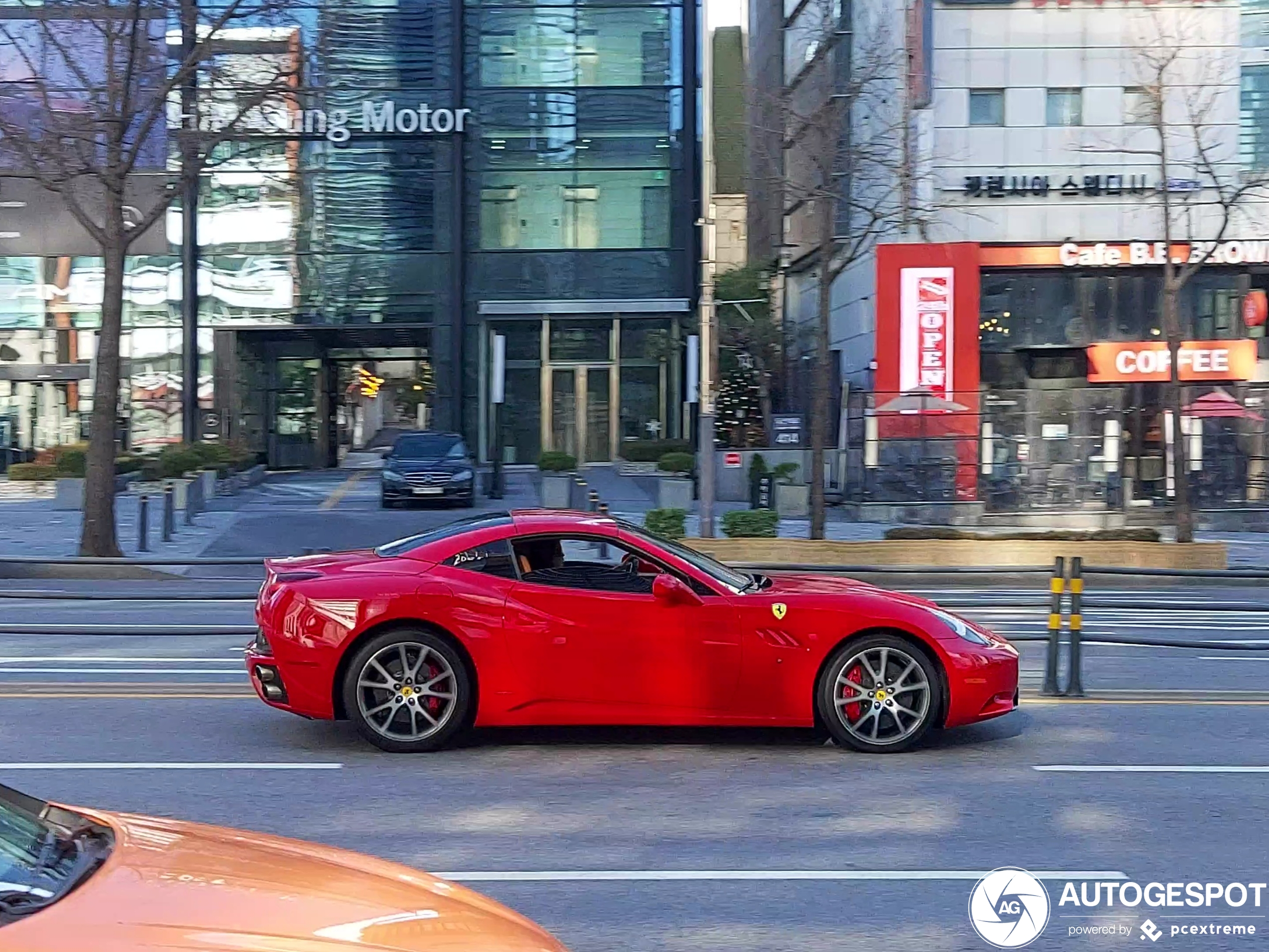 Ferrari California