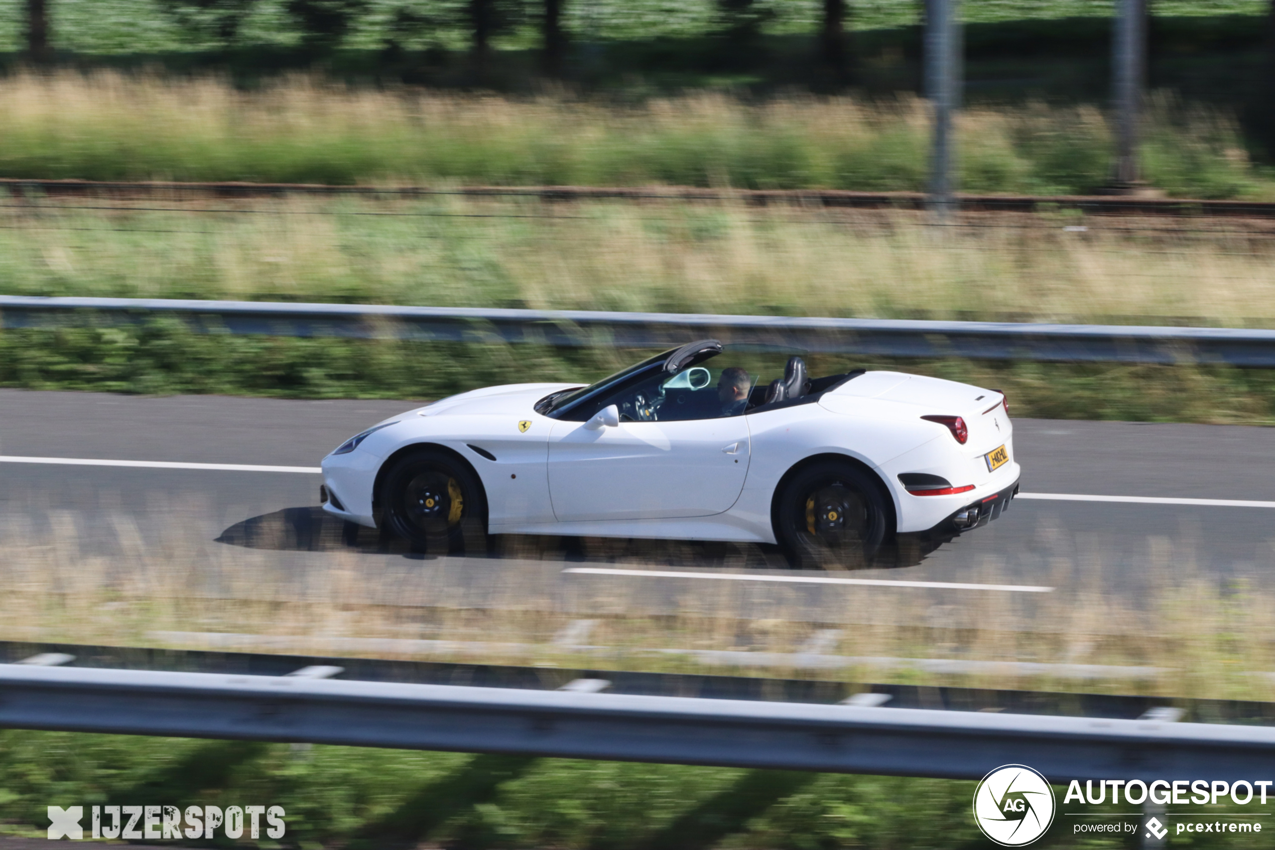 Ferrari California T