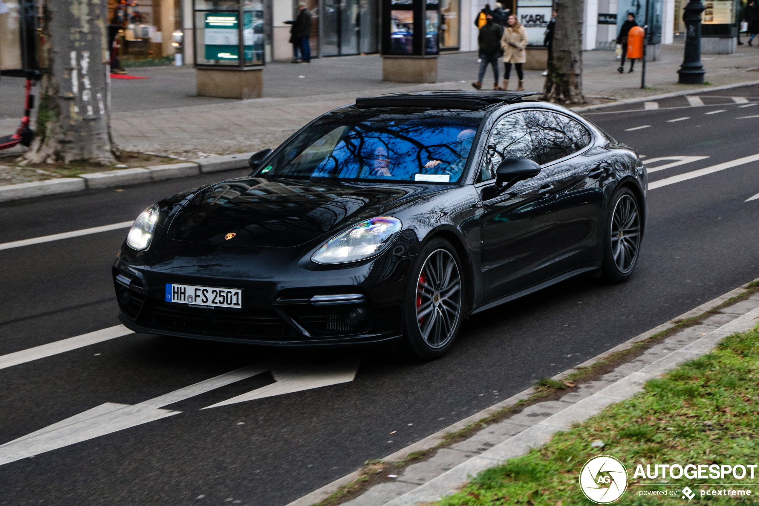 Porsche 971 Panamera GTS MkI