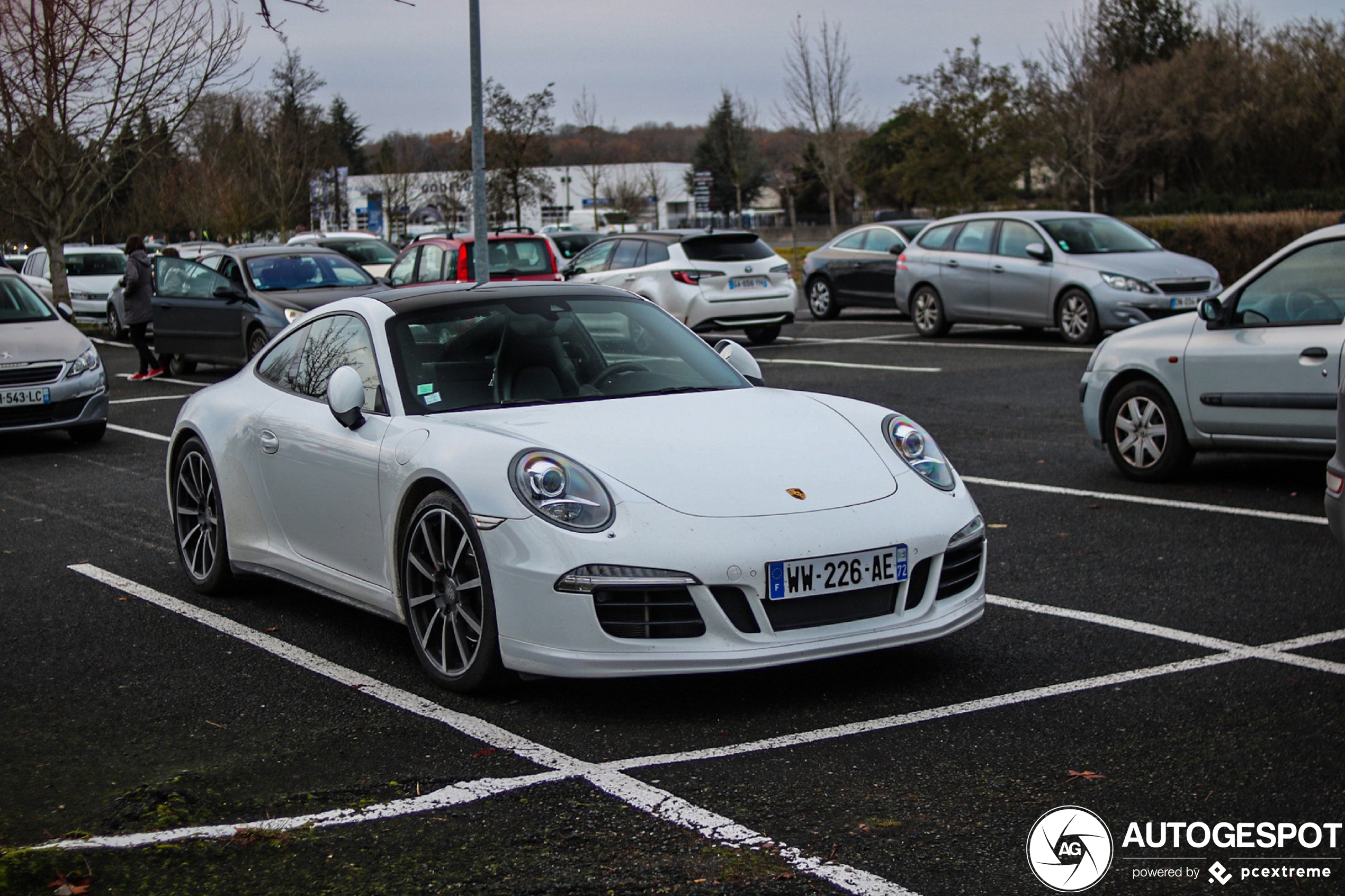 Porsche 991 Carrera 4S MkI