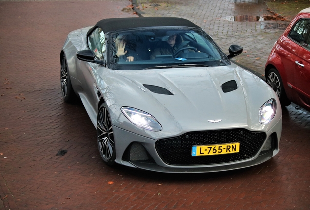 Aston Martin DBS Superleggera Volante