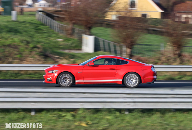 Ford Mustang GT 2015