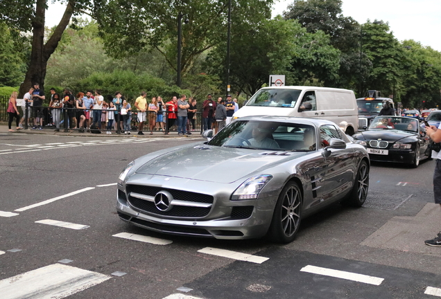 Mercedes-Benz SLS AMG