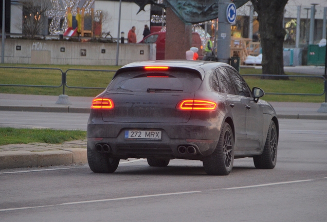 Porsche 95B Macan GTS