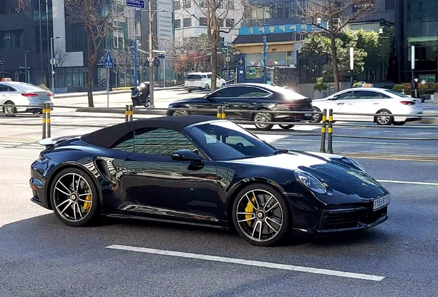 Porsche 992 Turbo S Cabriolet