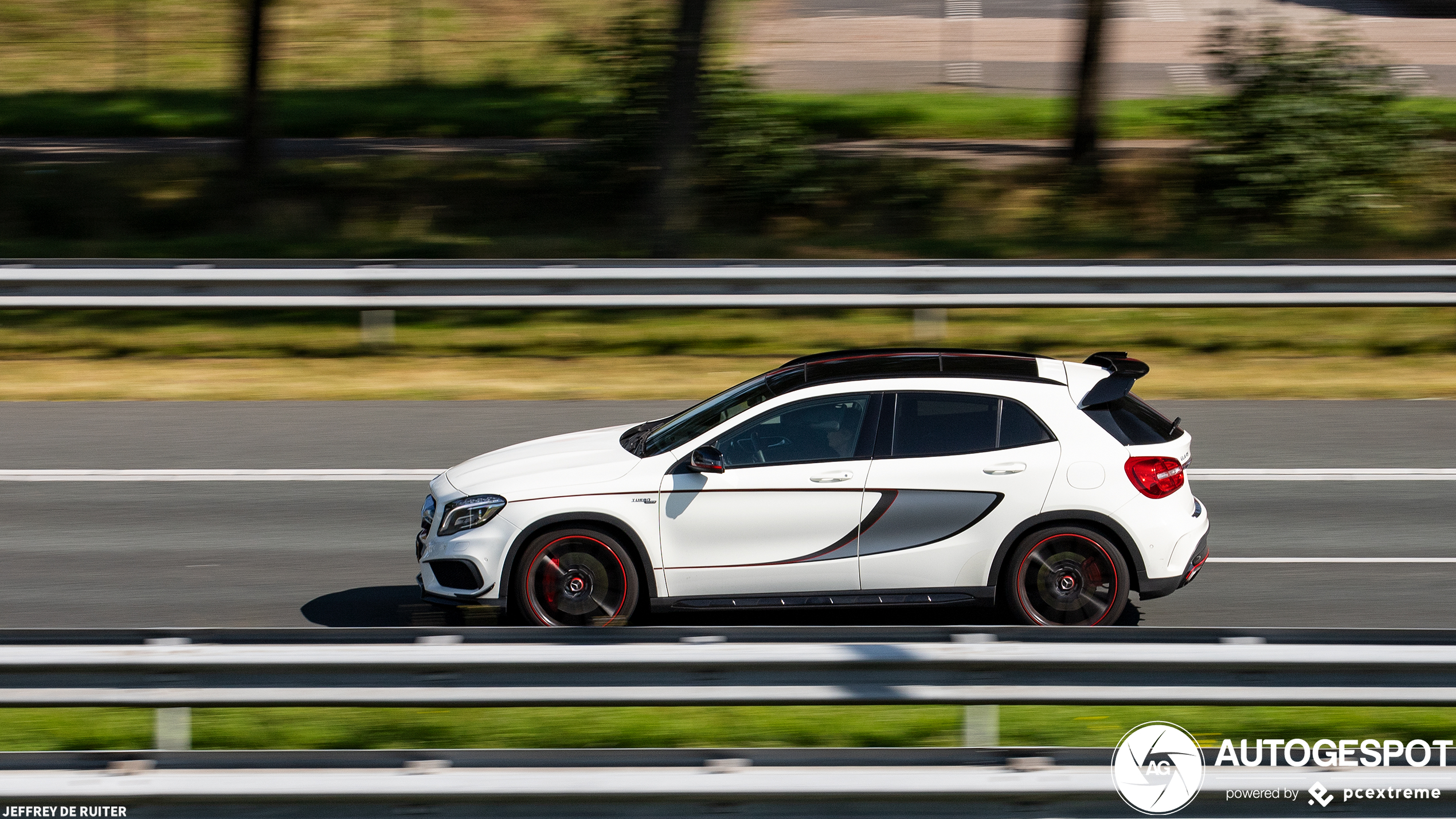 Mercedes-Benz GLA 45 AMG Edition 1