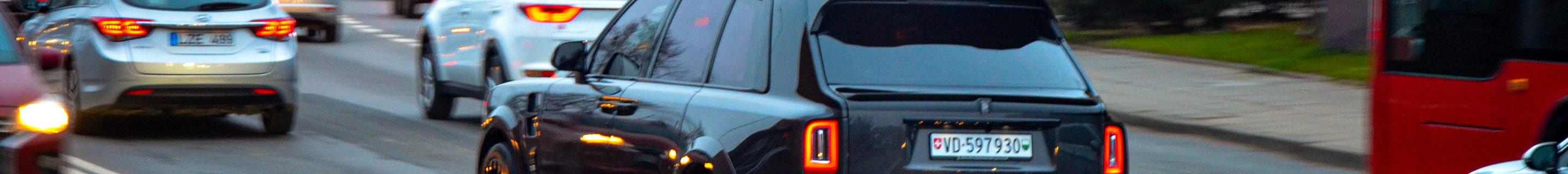 Rolls-Royce Cullinan Black Badge Mansory Wide Body