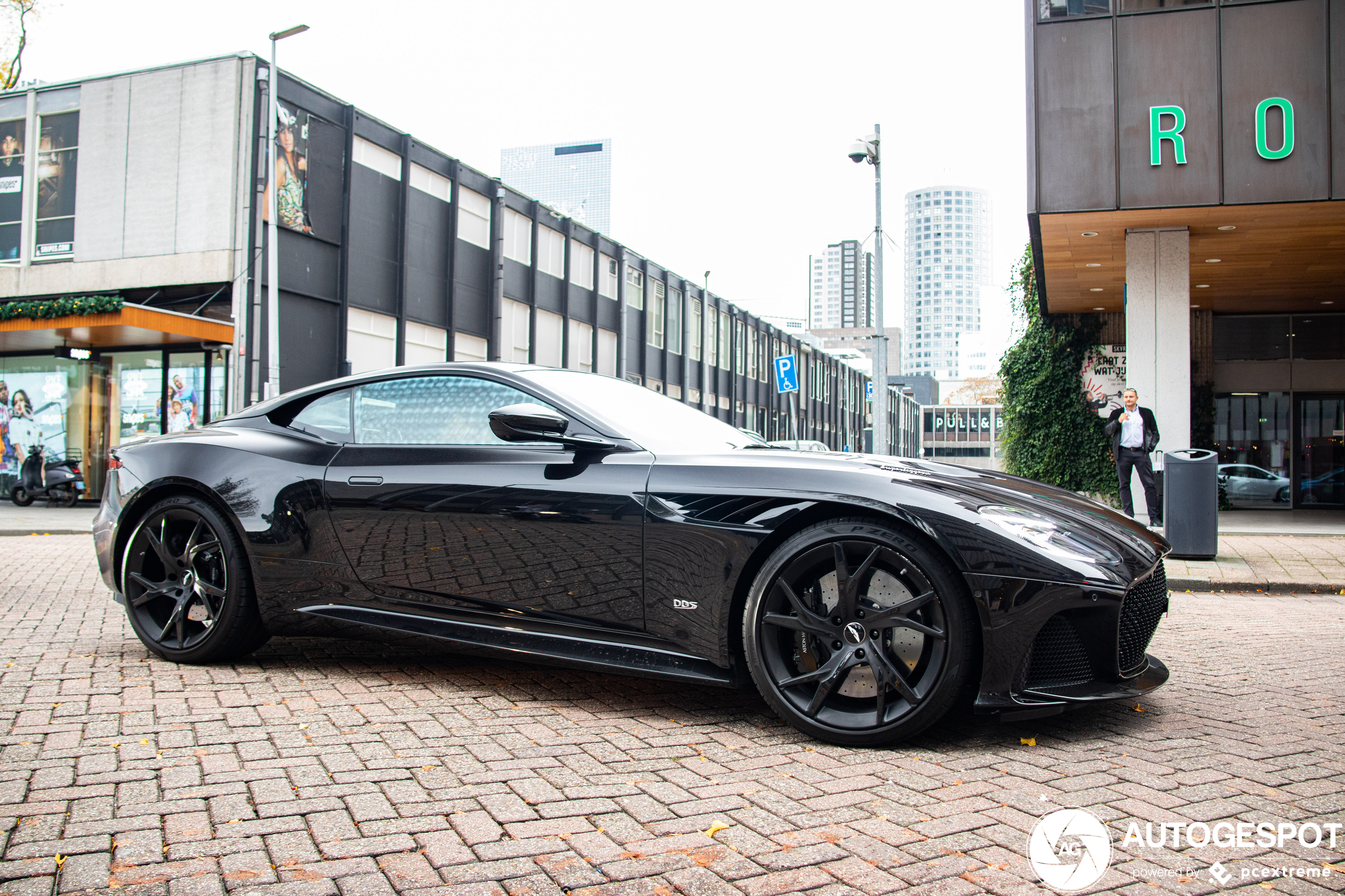 Aston Martin DBS Superleggera