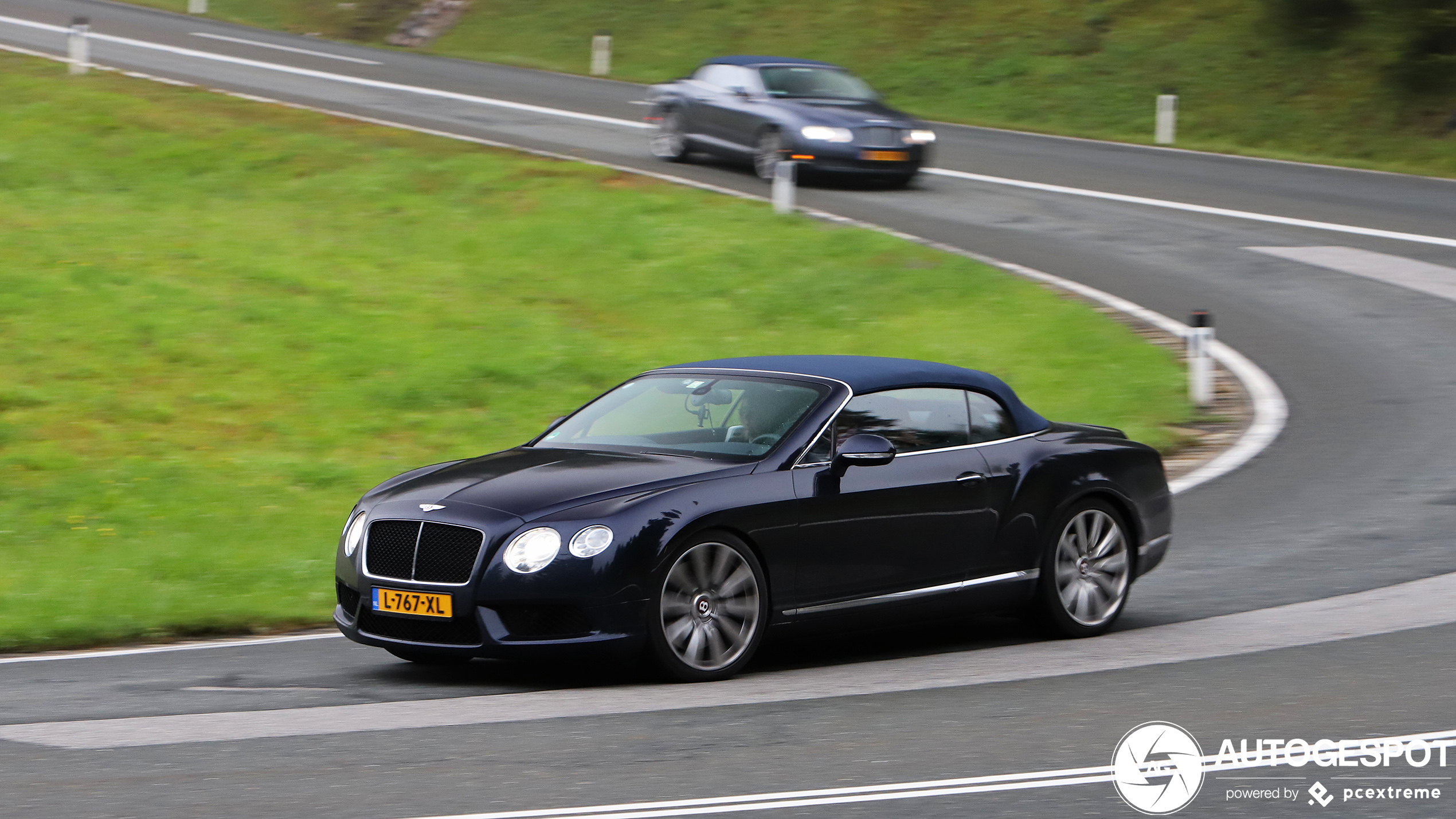 Bentley Continental GTC V8