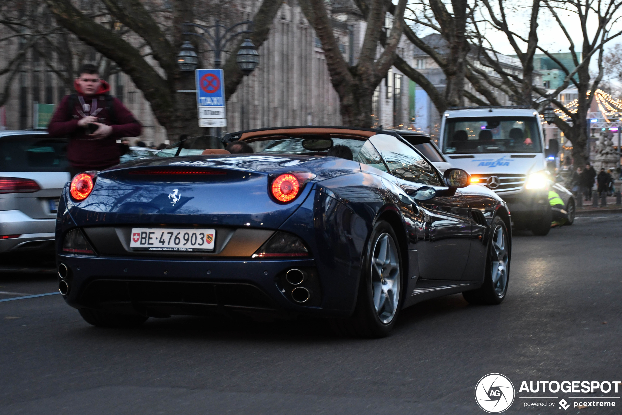 Ferrari California