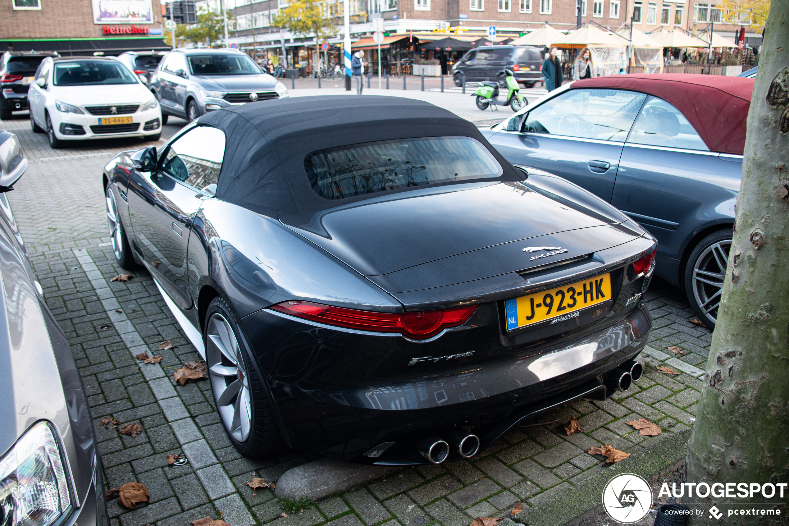 Jaguar F-TYPE R AWD Convertible