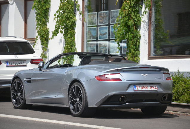 Aston Martin Vanquish Volante