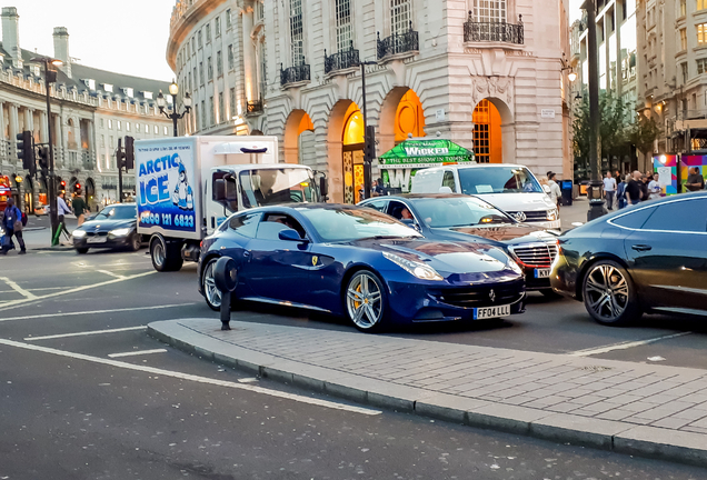 Ferrari FF