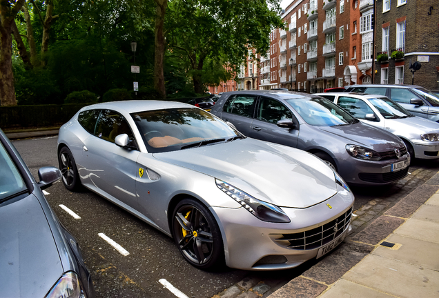 Ferrari FF