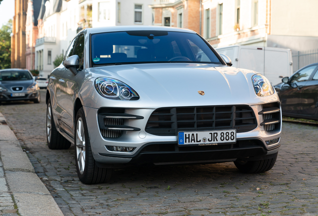 Porsche 95B Macan Turbo