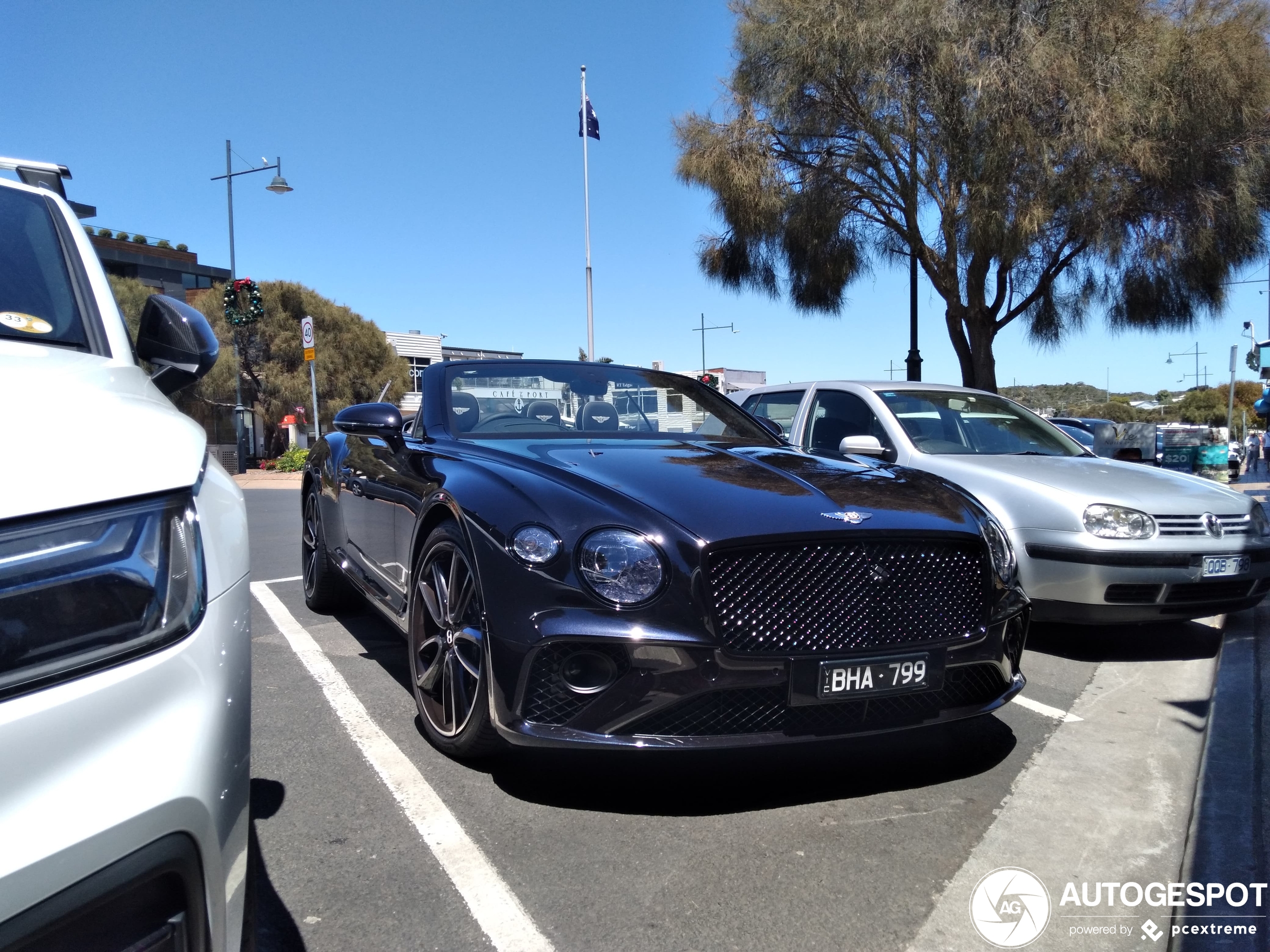 Bentley Continental GTC 2019