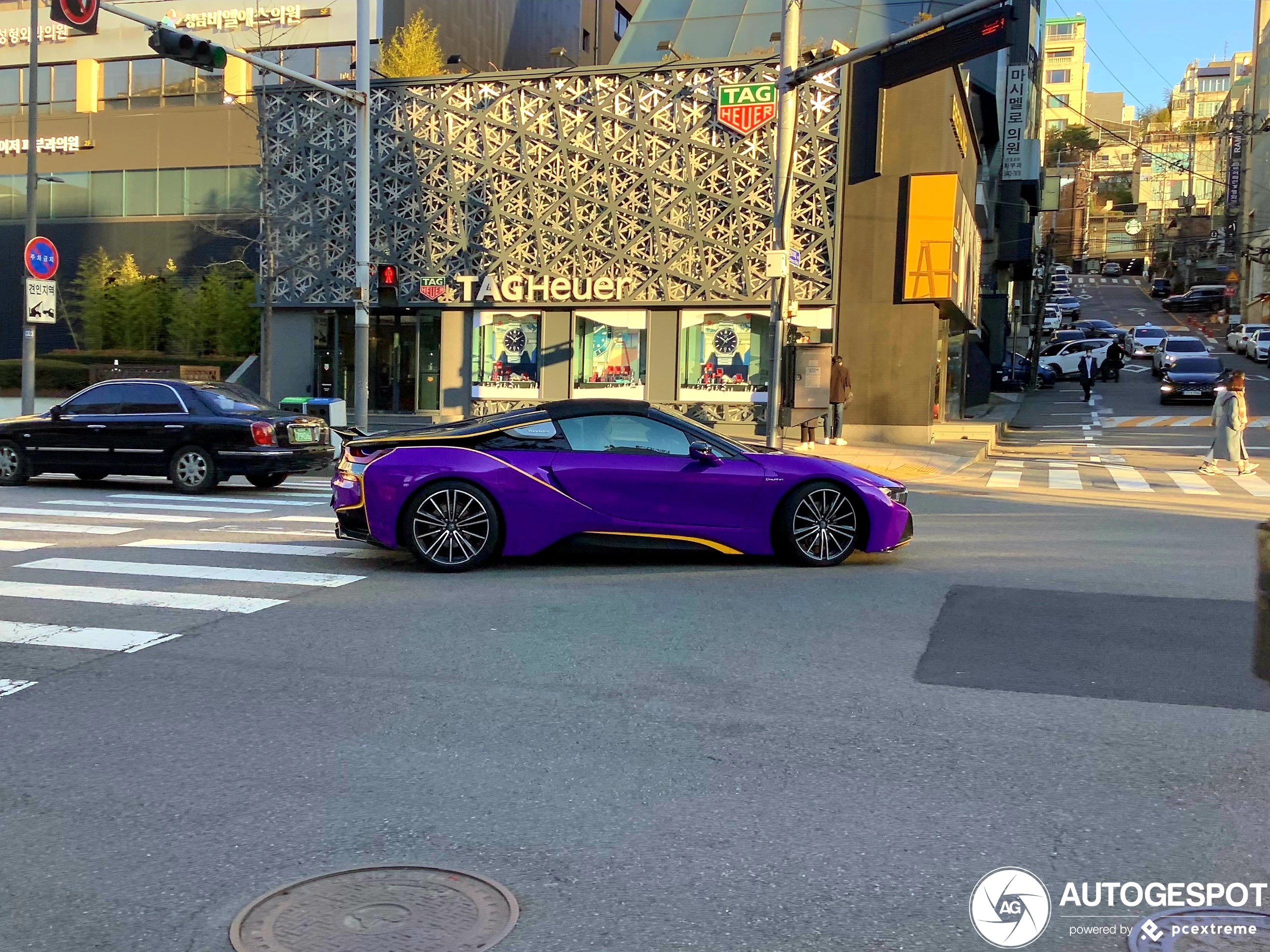 BMW i8 Roadster