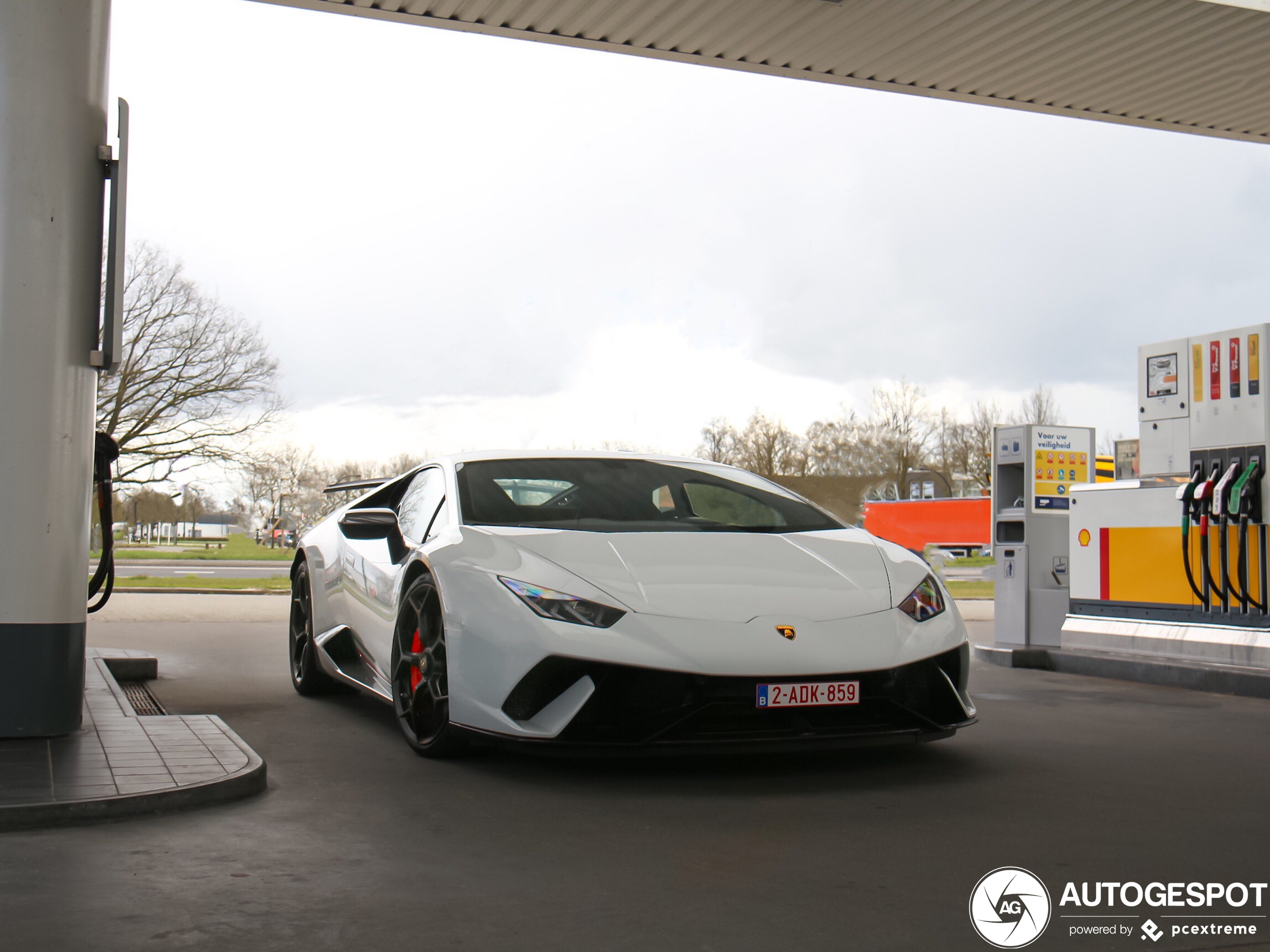 Lamborghini Huracán LP640-4 Performante