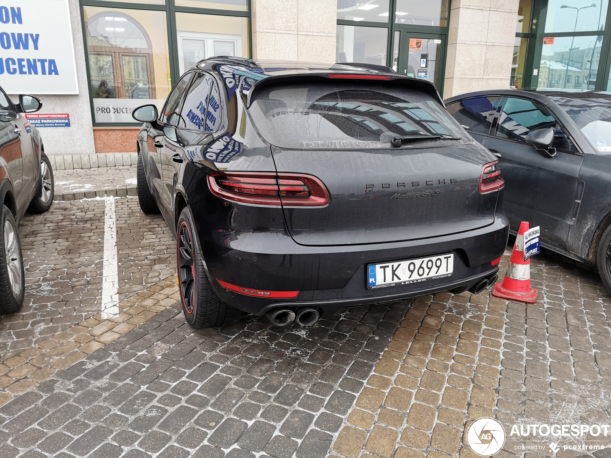 Porsche 95B Macan GTS