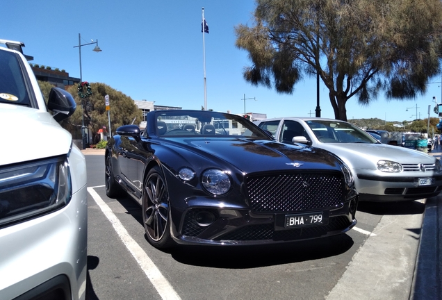 Bentley Continental GTC 2019