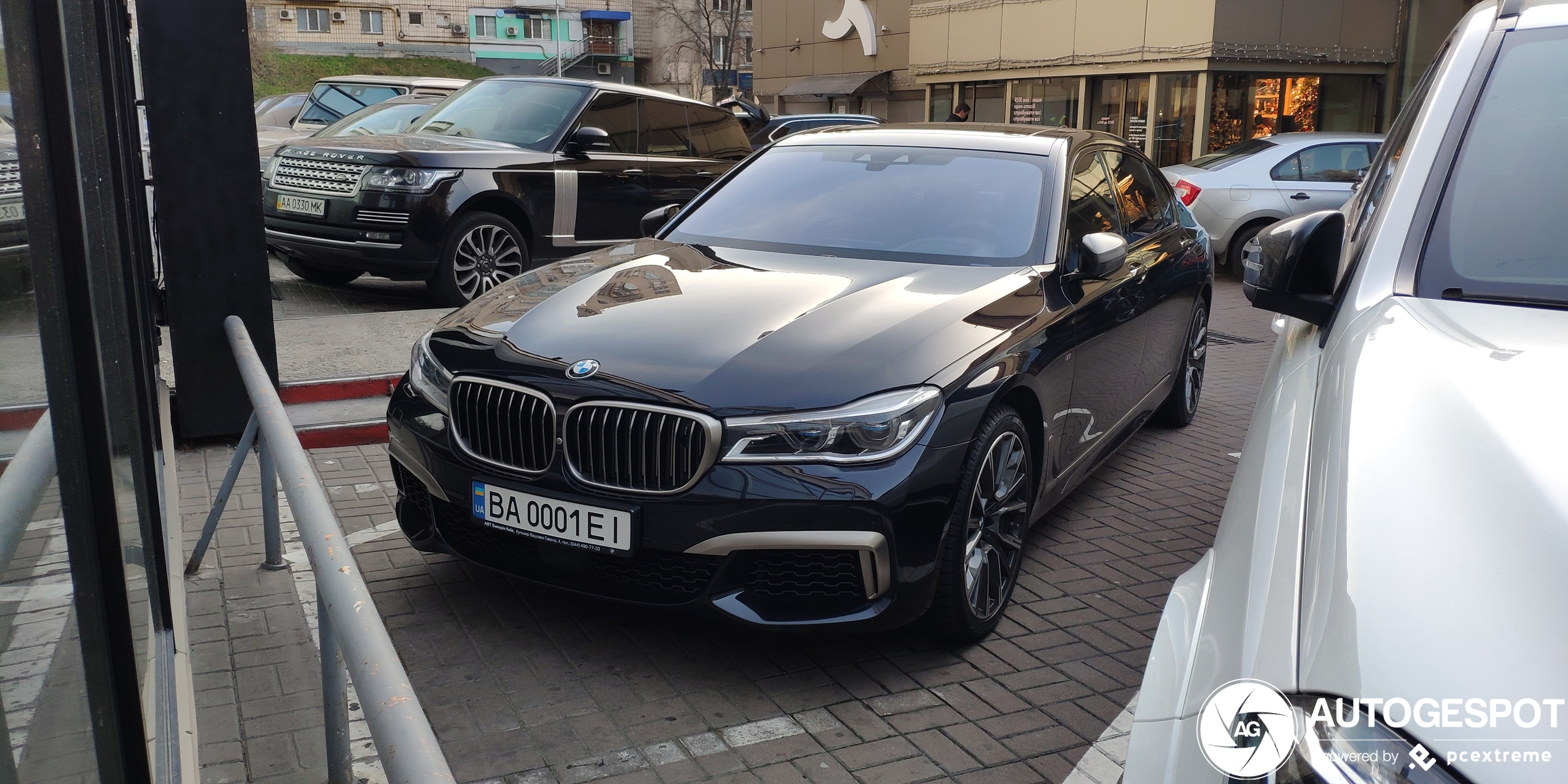 BMW M760Li xDrive