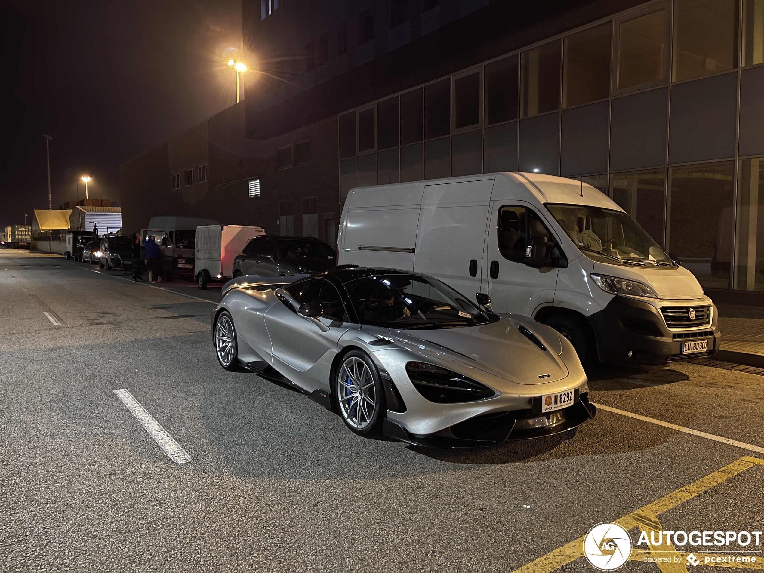 McLaren 765LT