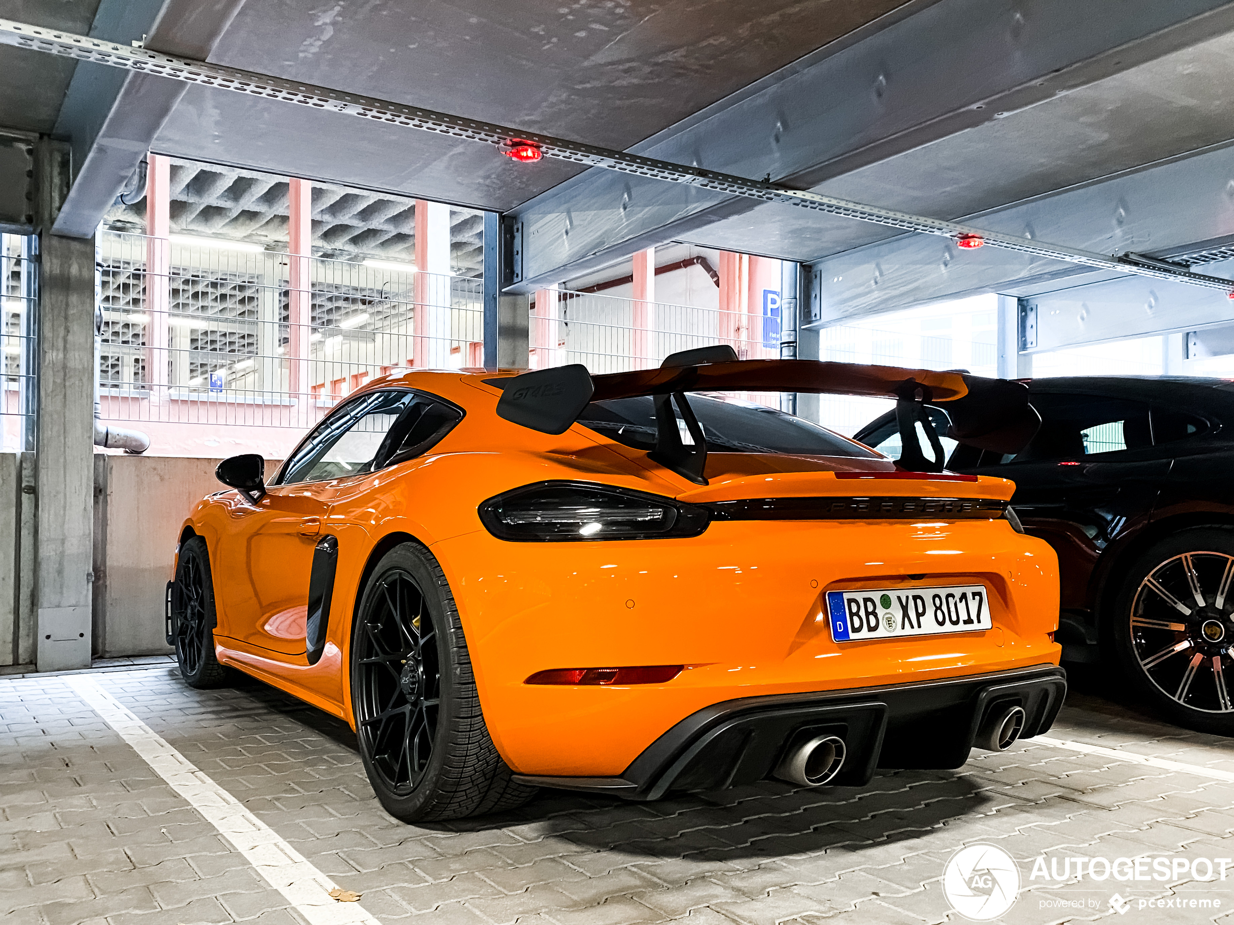 Porsche GT boss drives a scoop: Porsche 718 Cayman GT4 RS