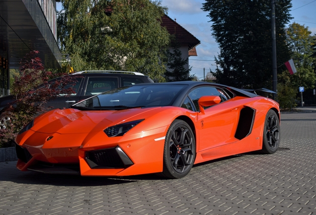 Lamborghini Aventador LP700-4