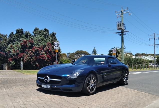 Mercedes-Benz SLS AMG