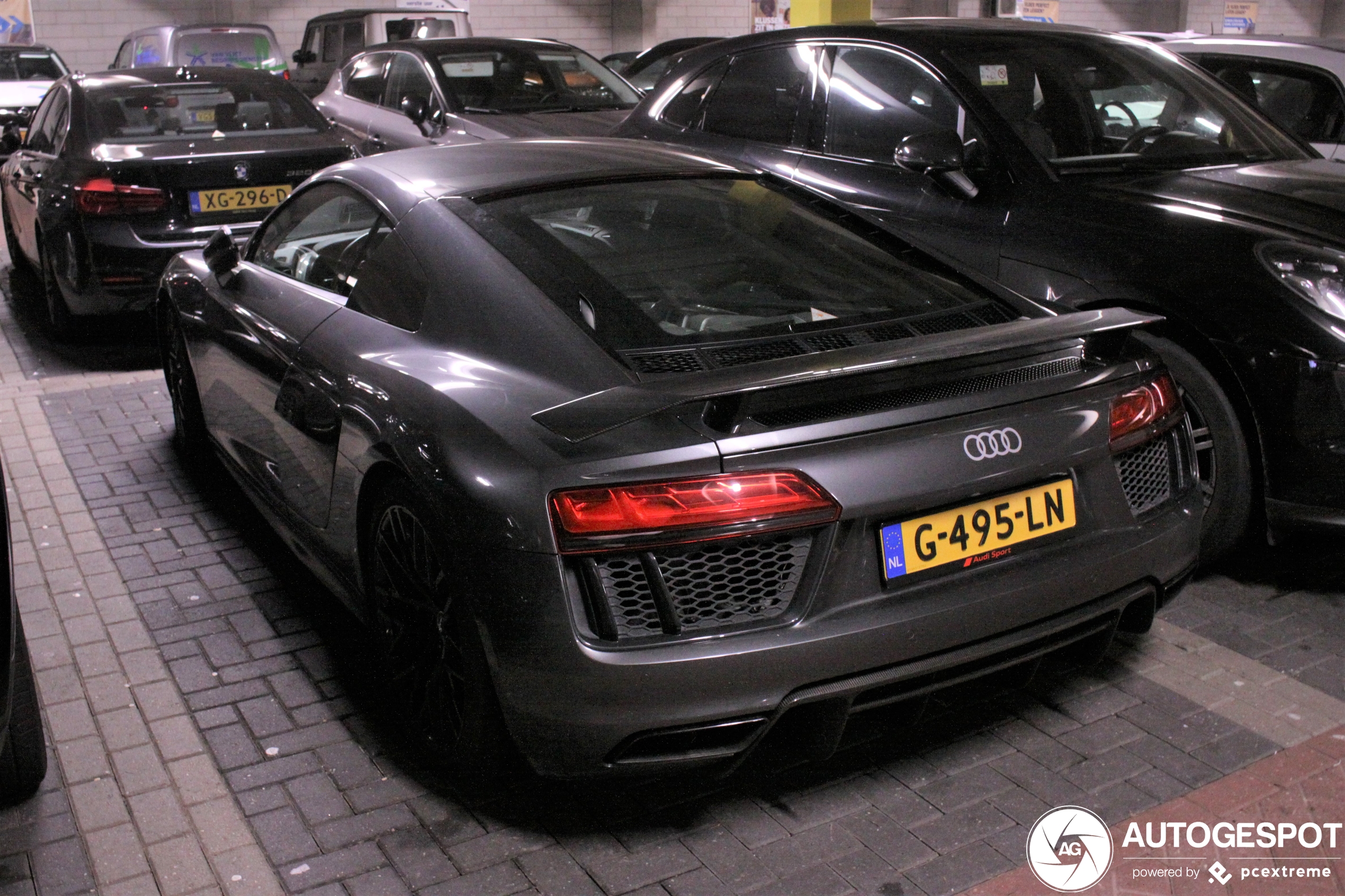 Audi R8 V10 Plus 2015