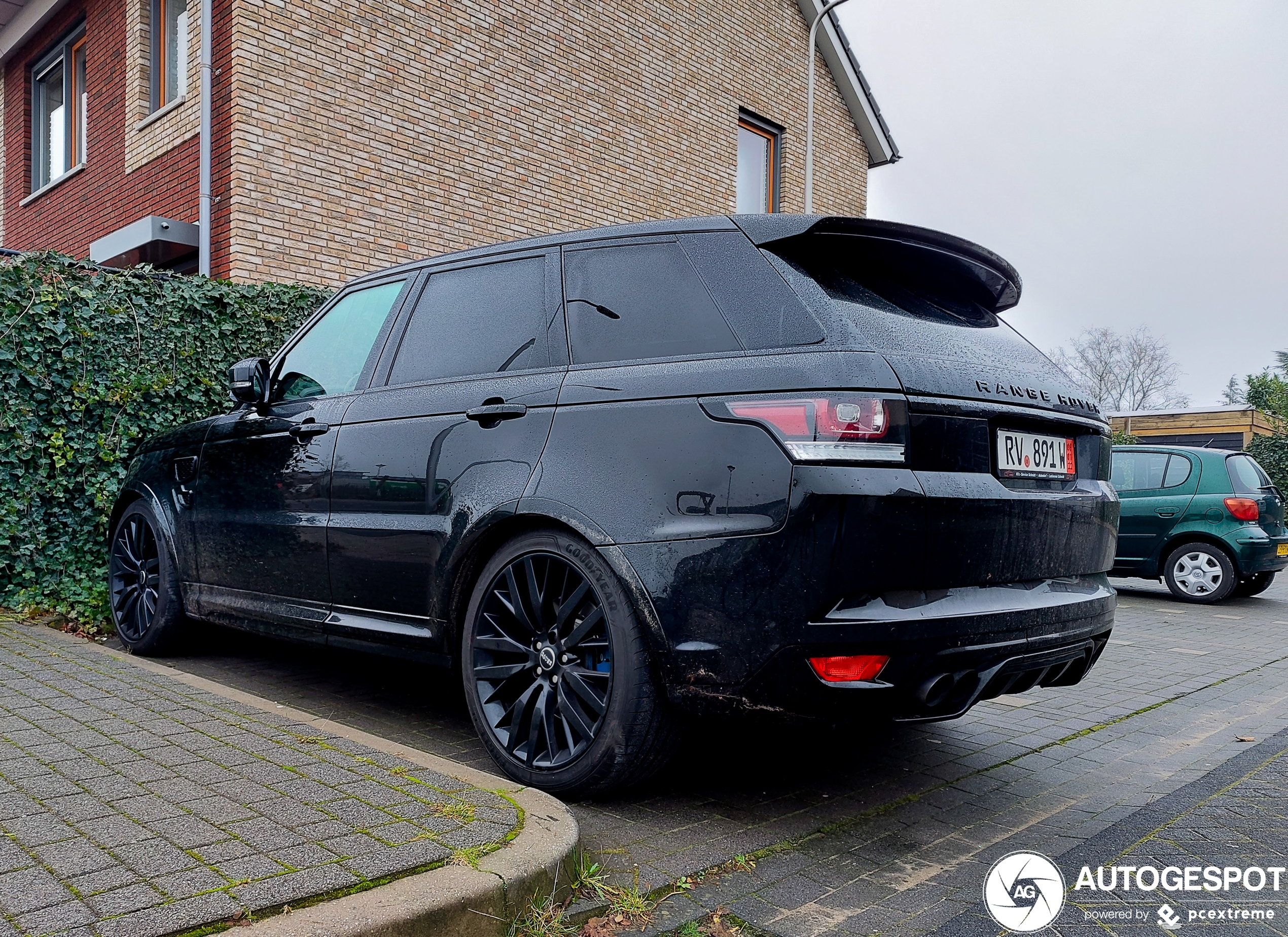 Land Rover Range Rover Sport SVR