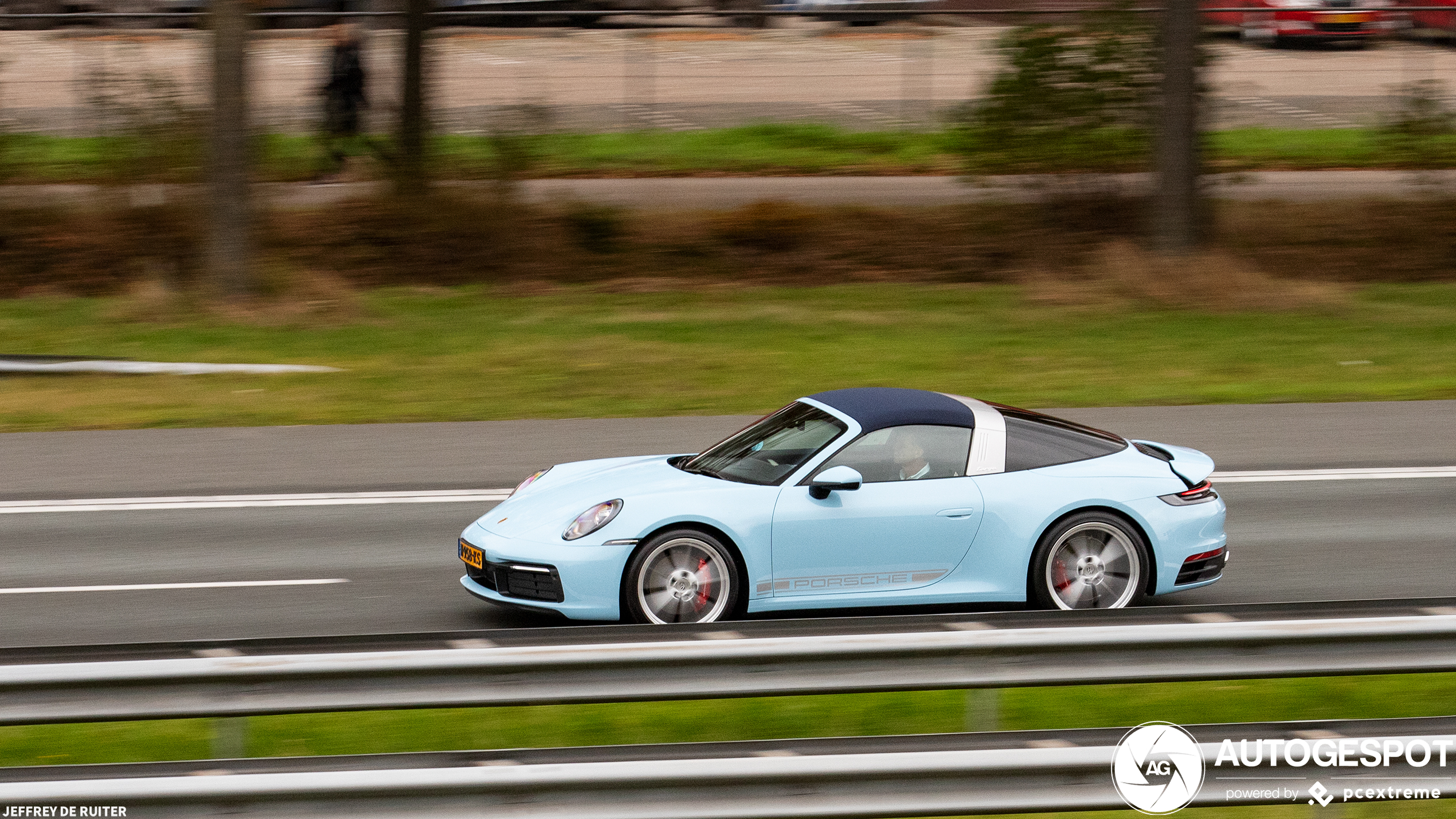 Porsche 992 Targa 4S